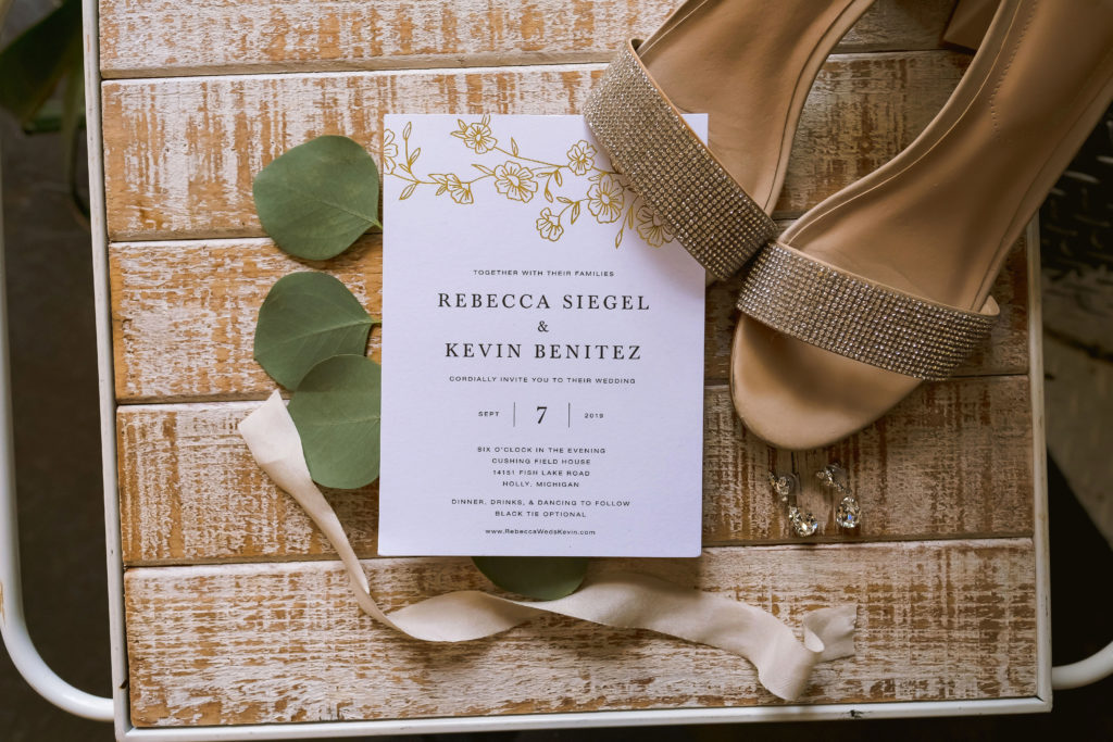 Erin Schmidt Photography | Metro Detroit Wedding Photographer | Cushing Field House wedding photos