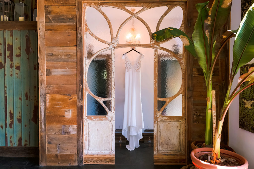 Erin Schmidt Photography | Metro Detroit Wedding Photographer | Cushing Field House wedding photos