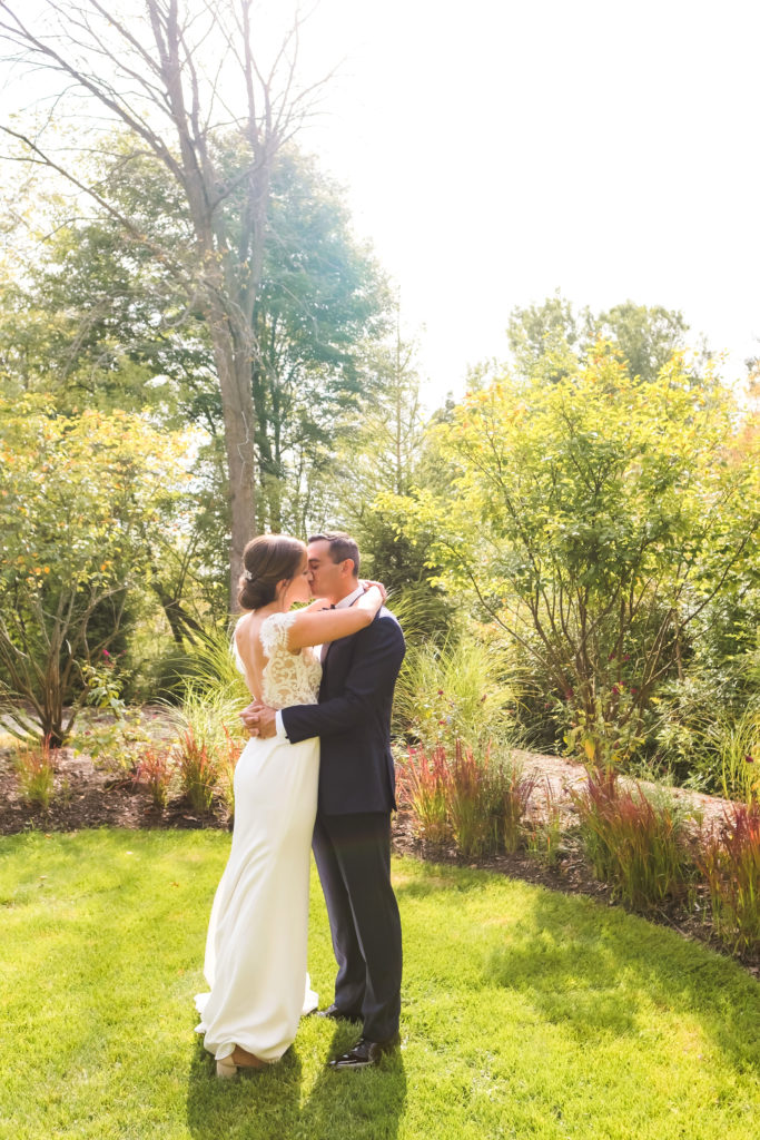 Erin Schmidt Photography | Metro Detroit Wedding Photographer | Cushing Field House wedding photos