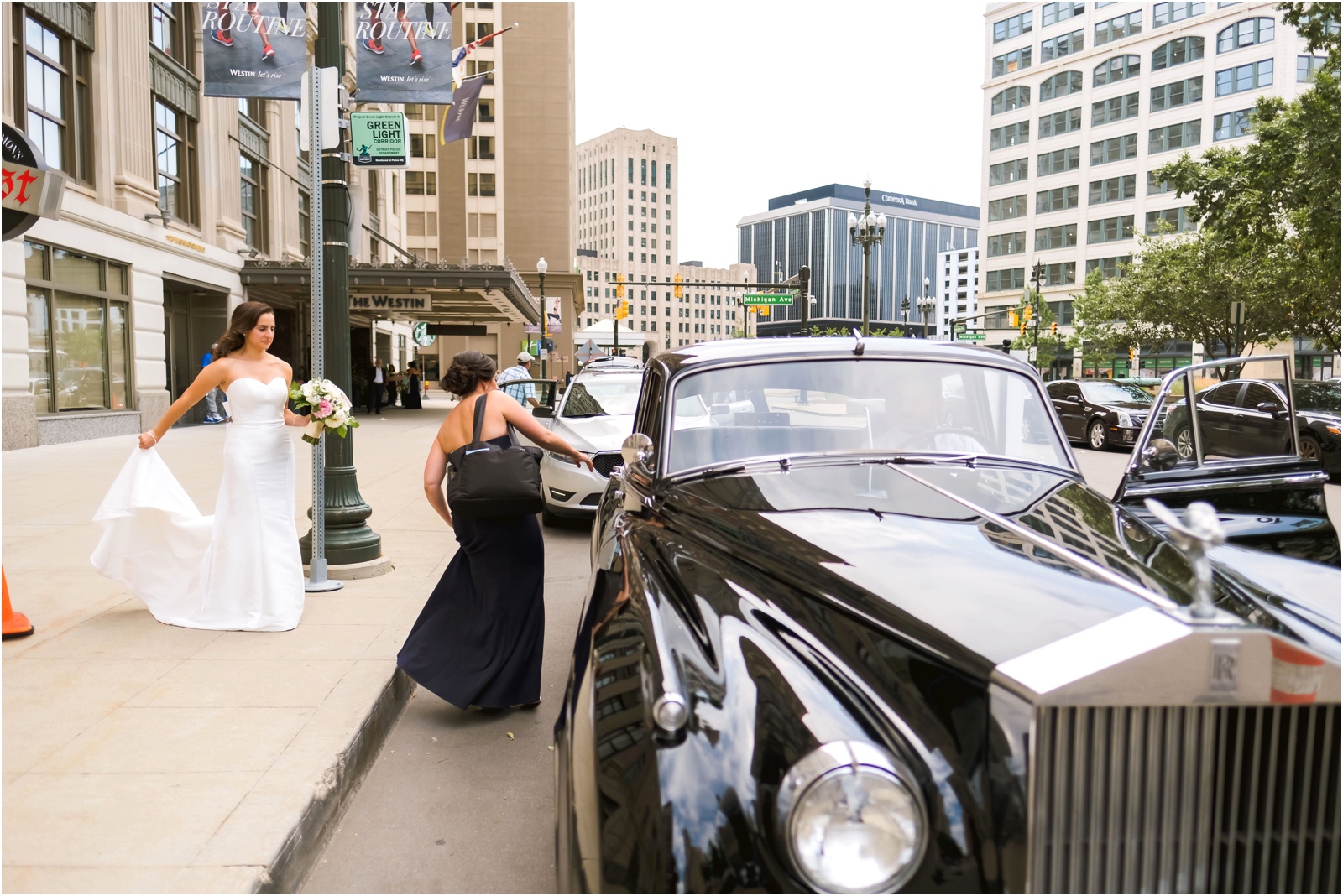 Erin Schmidt Photography | Gem Theatre wedding | Metro Detroit wedding photographer