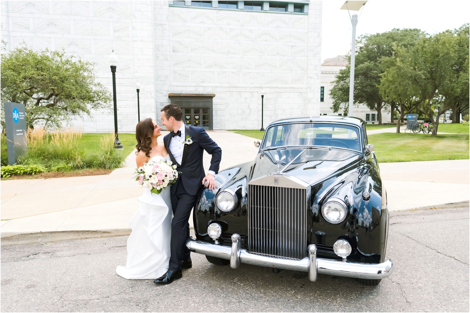 Erin Schmidt Photography | Gem Theatre wedding | Metro Detroit wedding photographer