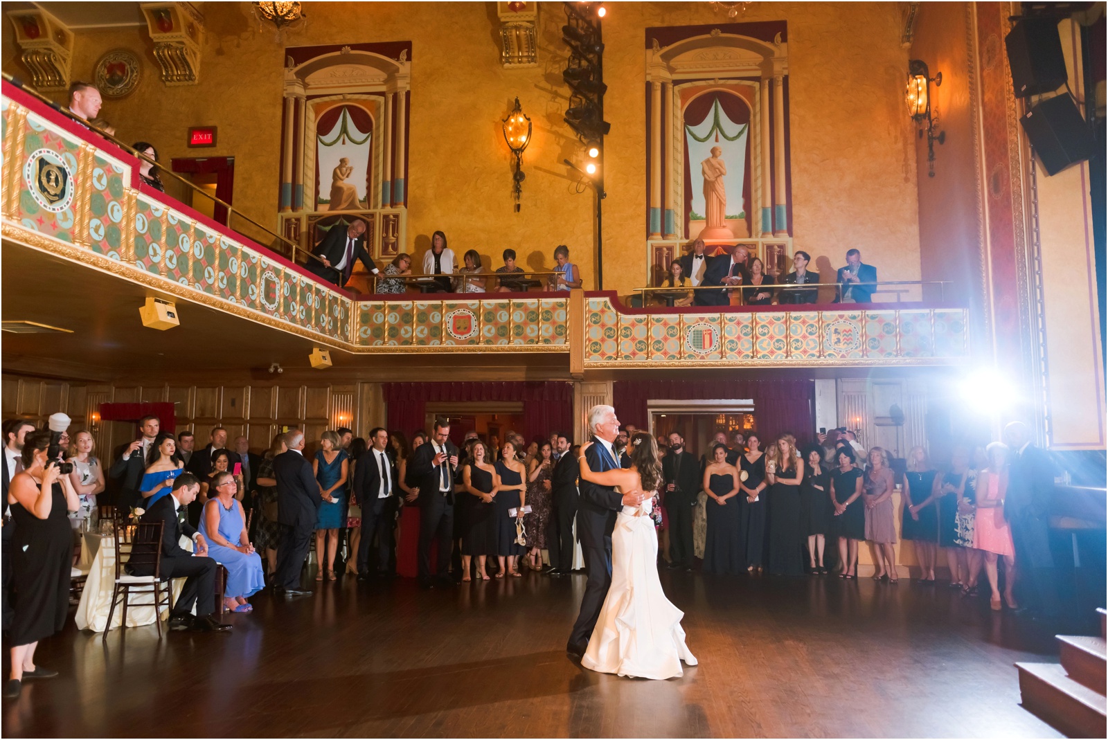 Erin Schmidt Photography | Gem Theatre wedding | Metro Detroit wedding photographer