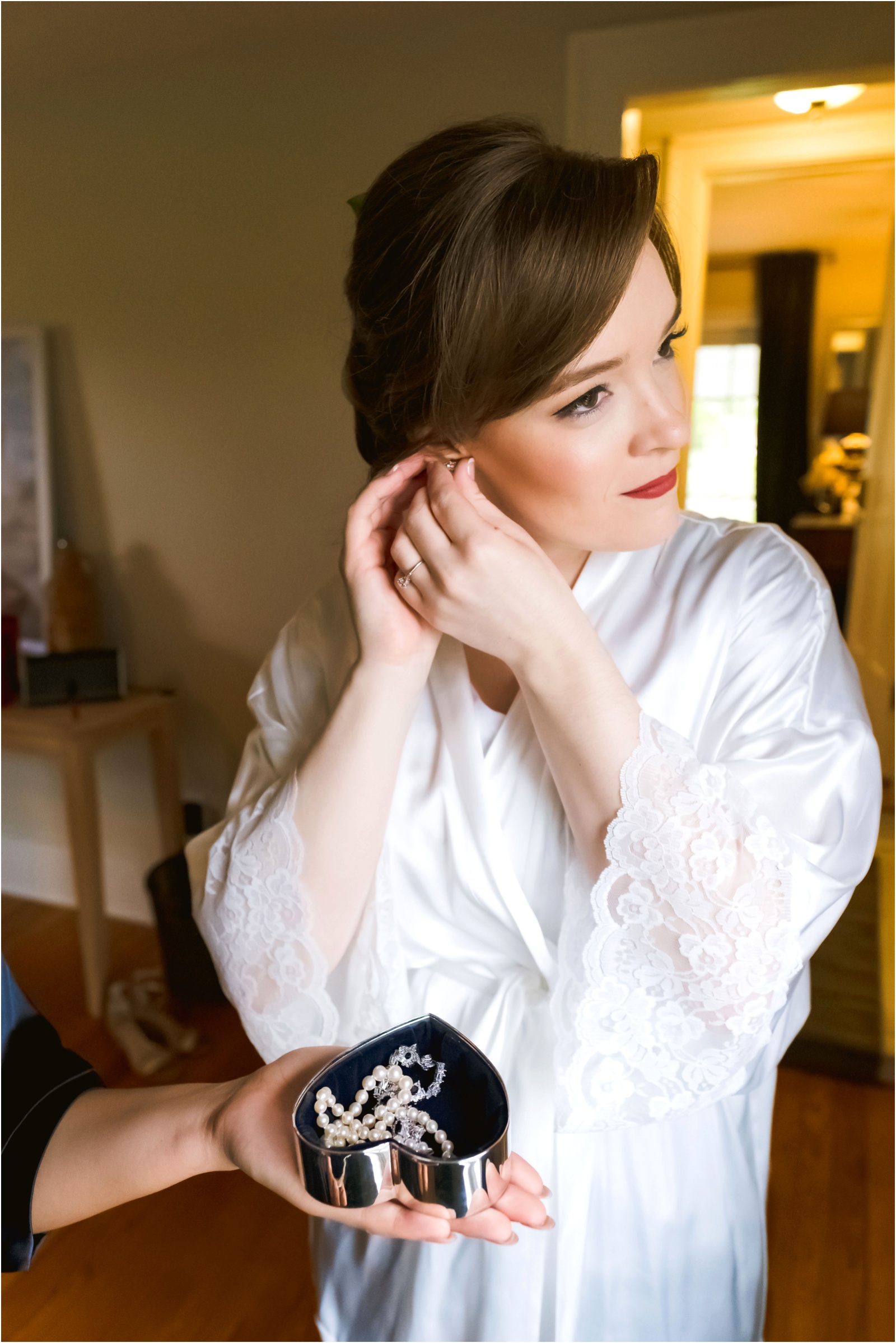 Erin Schmidt Photography | Metro Detroit wedding photographers | spring Cornman Farms wedding
