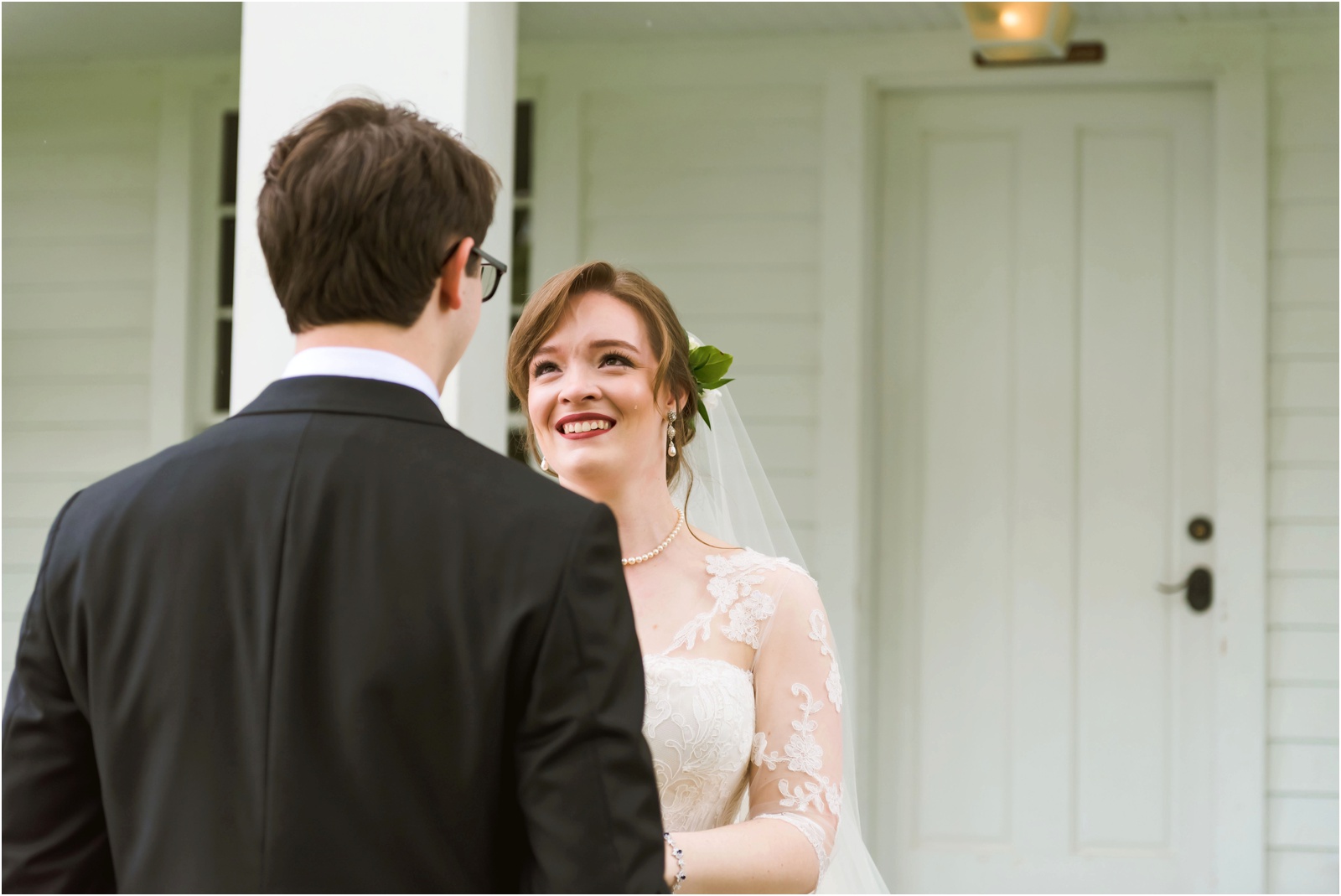 Erin Schmidt Photography | Metro Detroit wedding photographers | spring Cornman Farms wedding