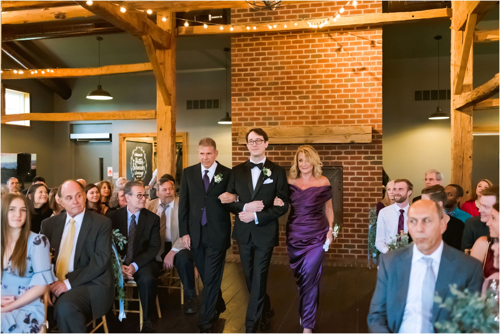 Erin Schmidt Photography | Metro Detroit wedding photographers | spring Cornman Farms wedding