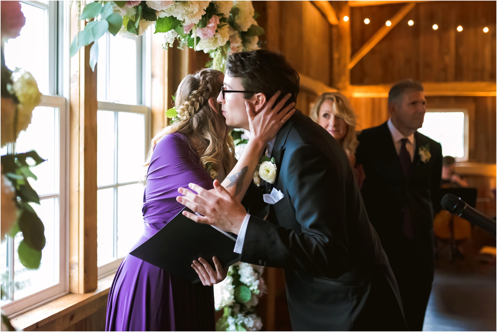 Erin Schmidt Photography | Metro Detroit wedding photographers | spring Cornman Farms wedding