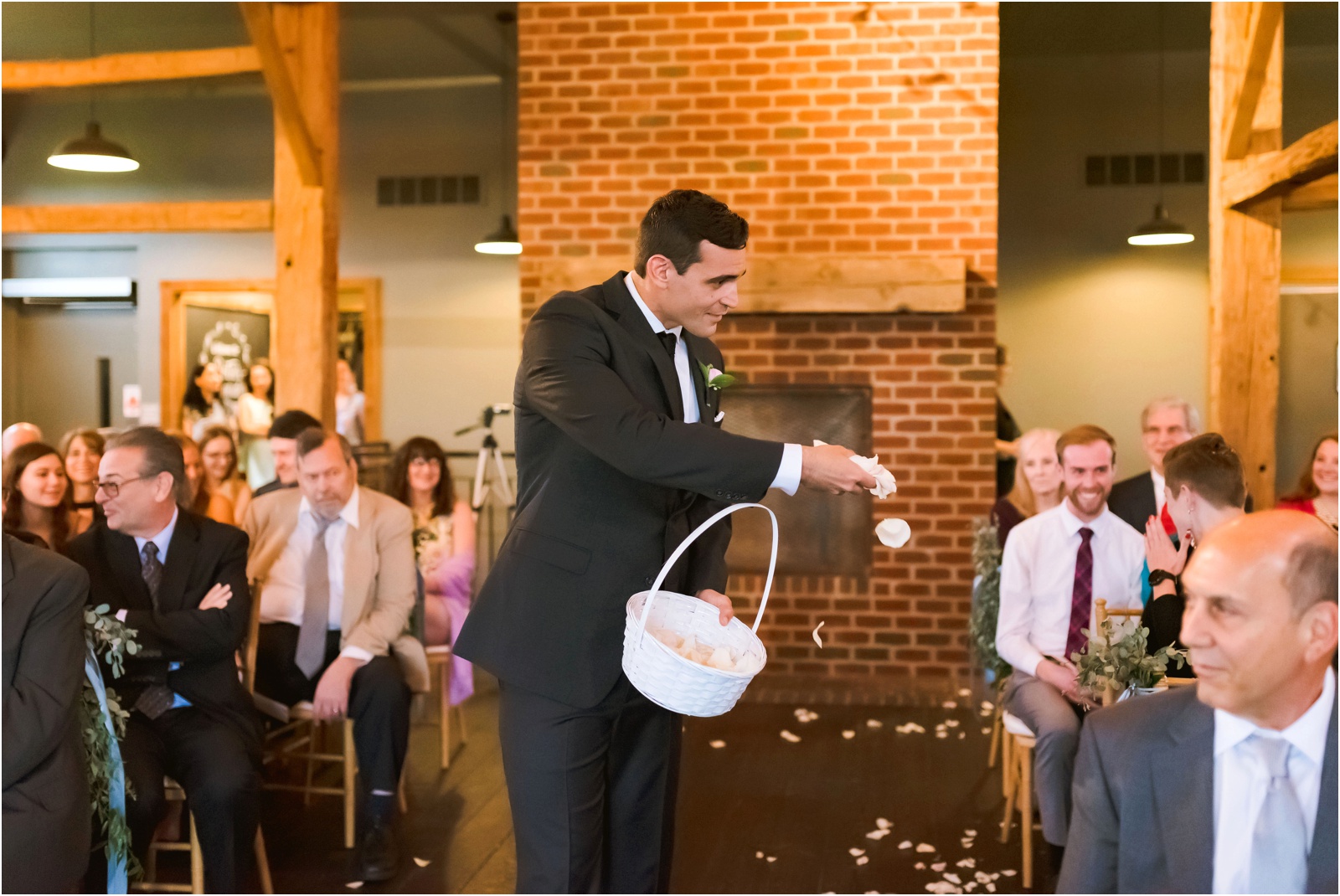 Erin Schmidt Photography | Metro Detroit wedding photographers | spring Cornman Farms wedding