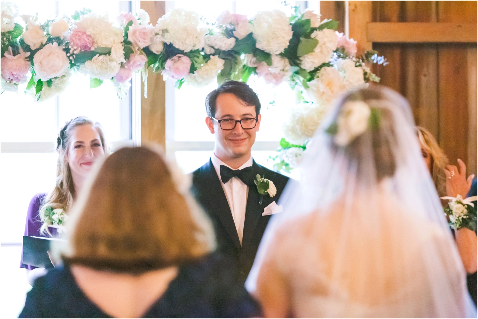 Erin Schmidt Photography | Metro Detroit wedding photographers | spring Cornman Farms wedding