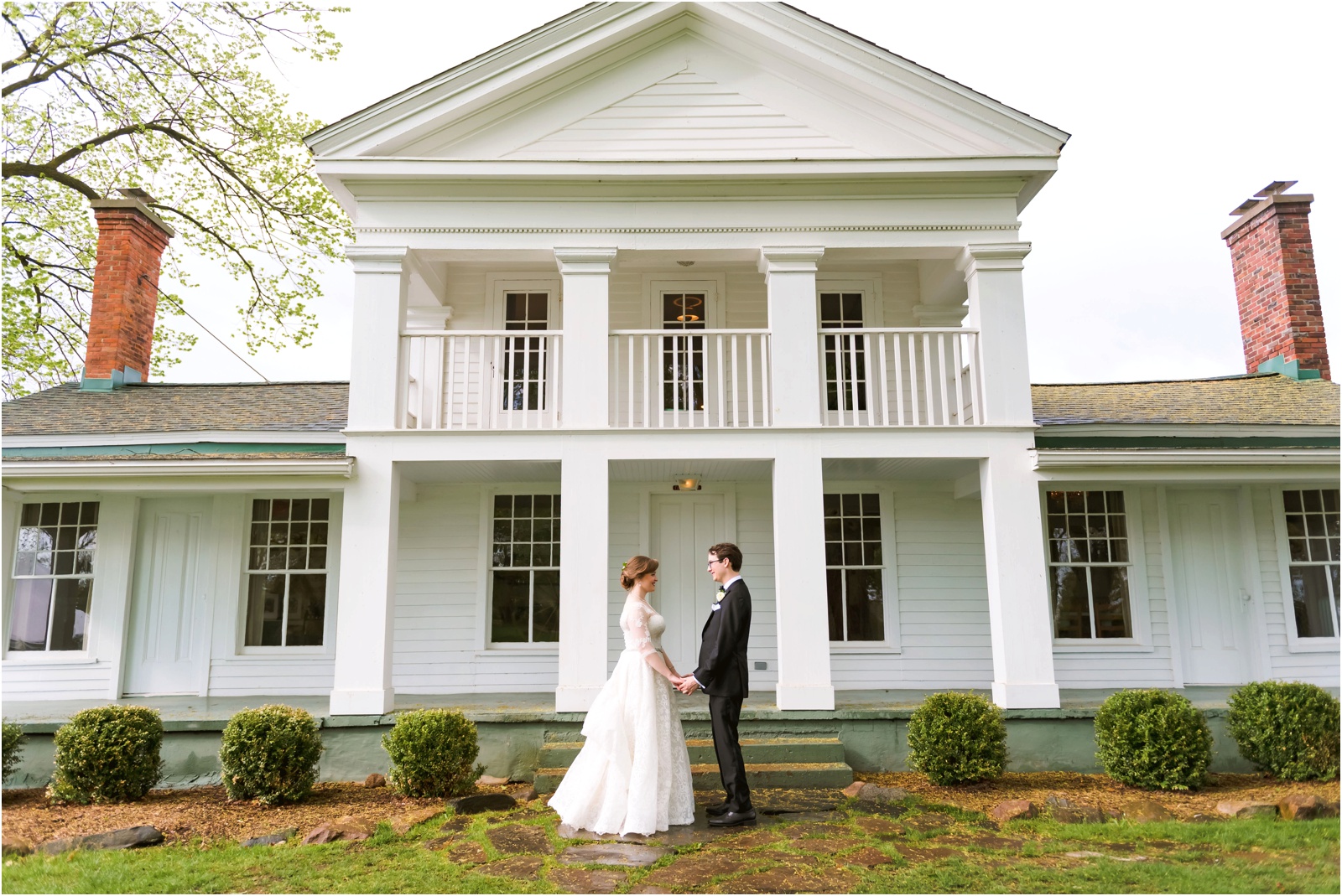Erin Schmidt Photography | Metro Detroit wedding photographers | spring Cornman Farms wedding