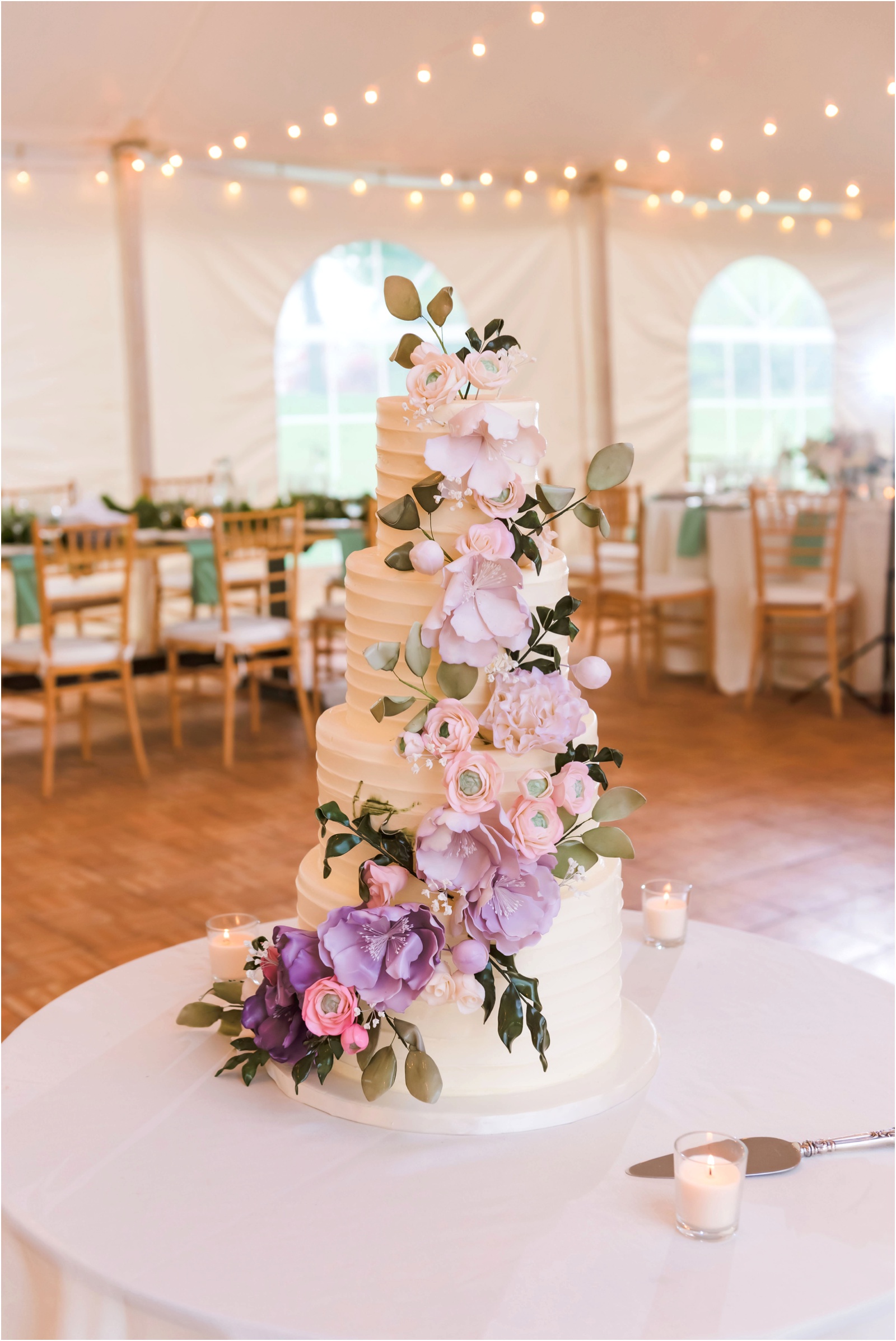 Erin Schmidt Photography | Metro Detroit wedding photographers | spring Cornman Farms wedding