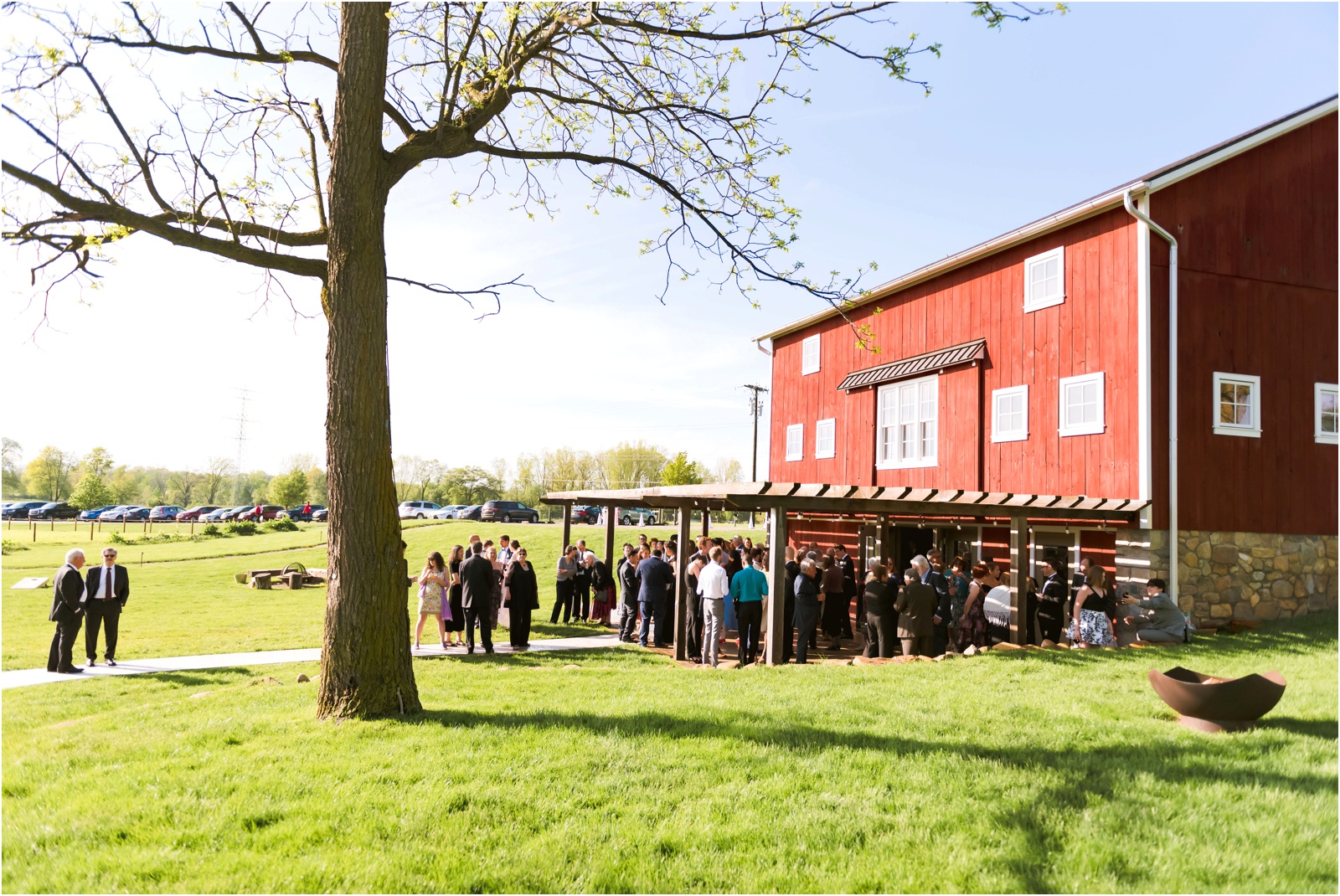 Erin Schmidt Photography | Metro Detroit wedding photographers | spring Cornman Farms wedding