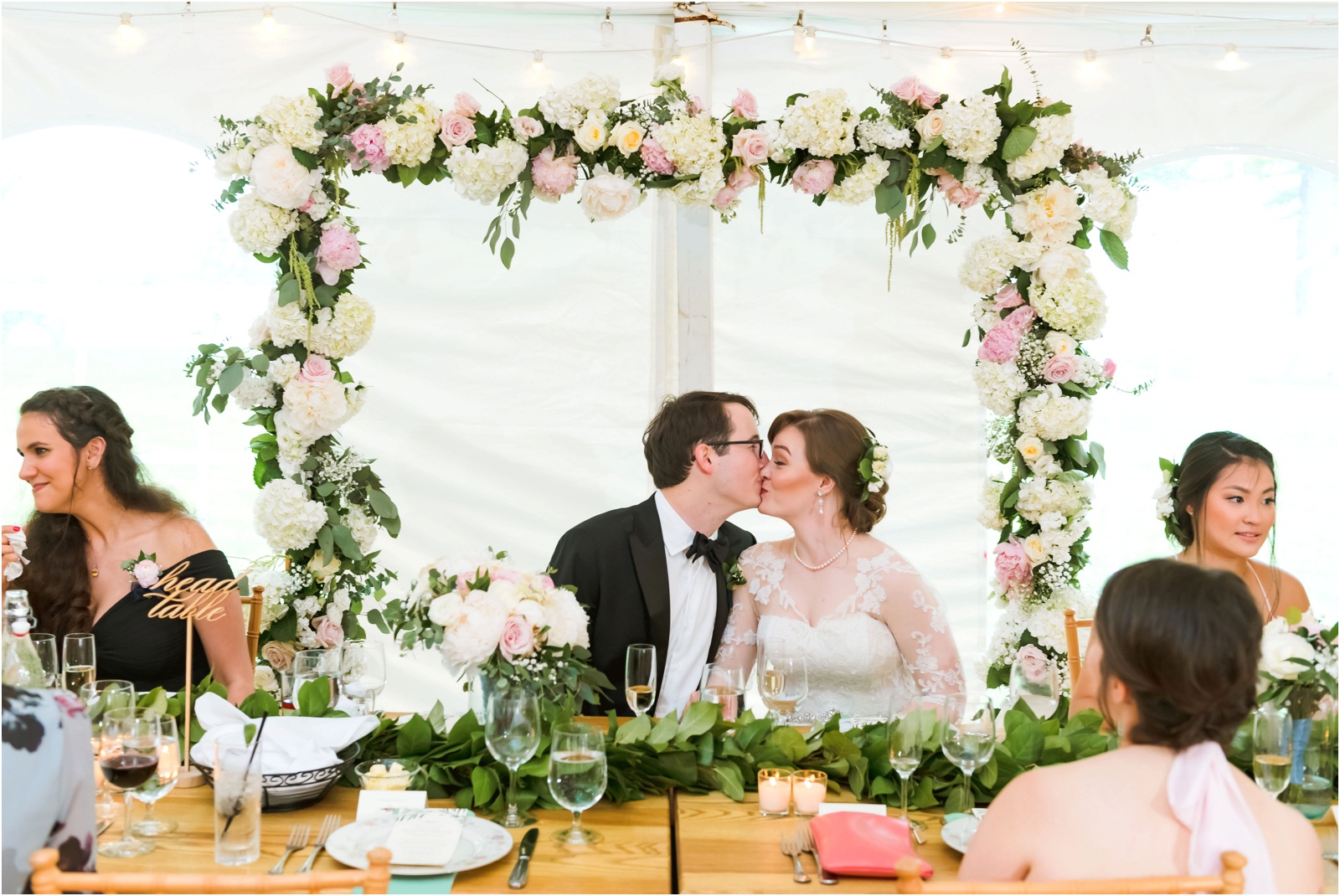 Erin Schmidt Photography | Metro Detroit wedding photographers | spring Cornman Farms wedding