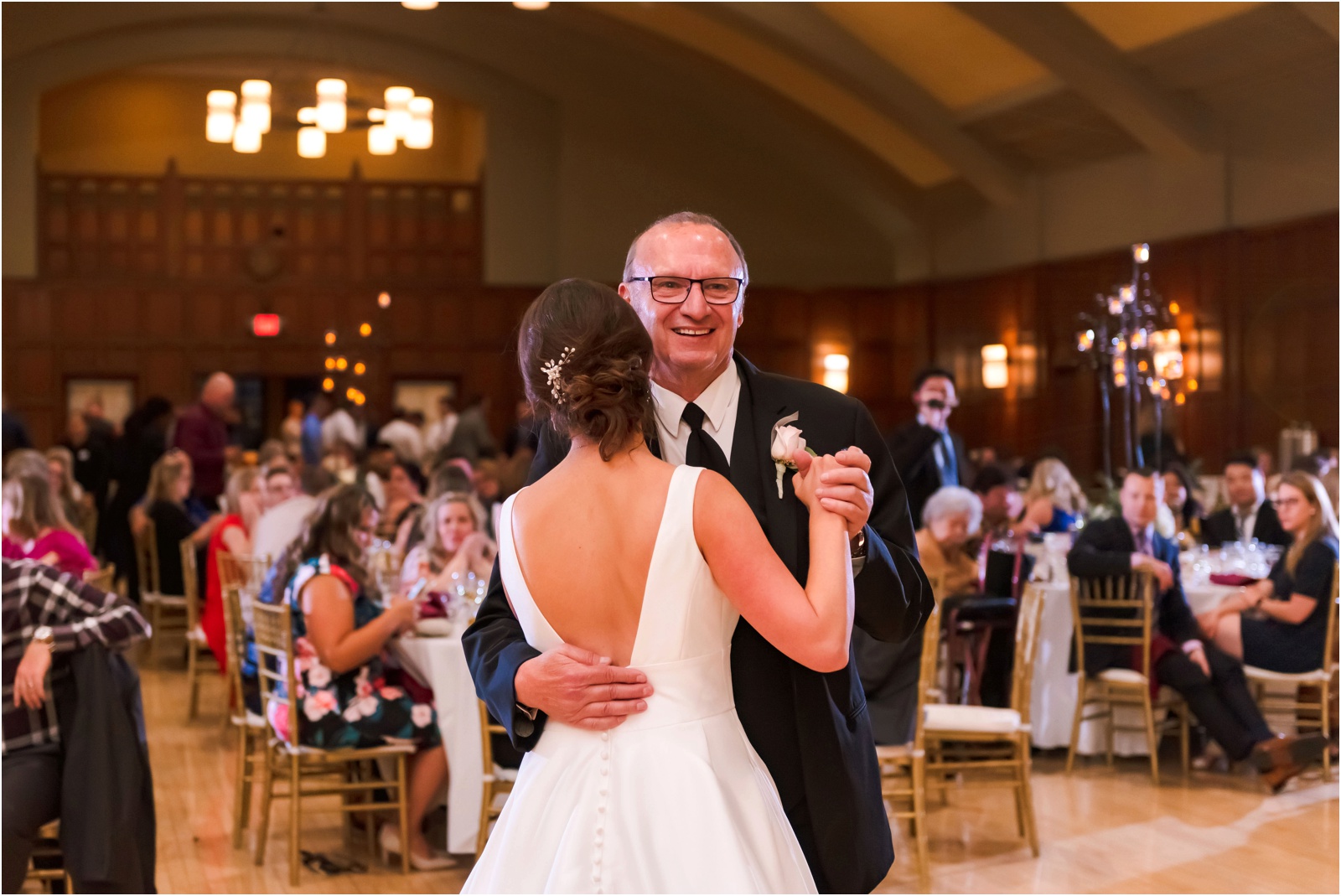 Erin Schmidt Photography | summer Michigan League wedding | Metro Detroit wedding photographer