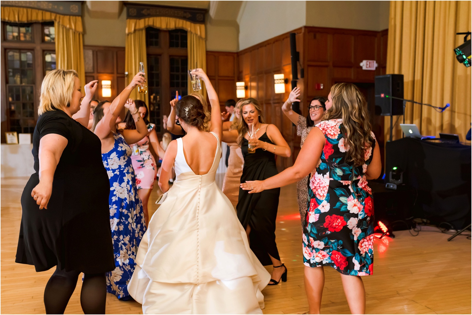 Erin Schmidt Photography | summer Michigan League wedding | Metro Detroit wedding photographer