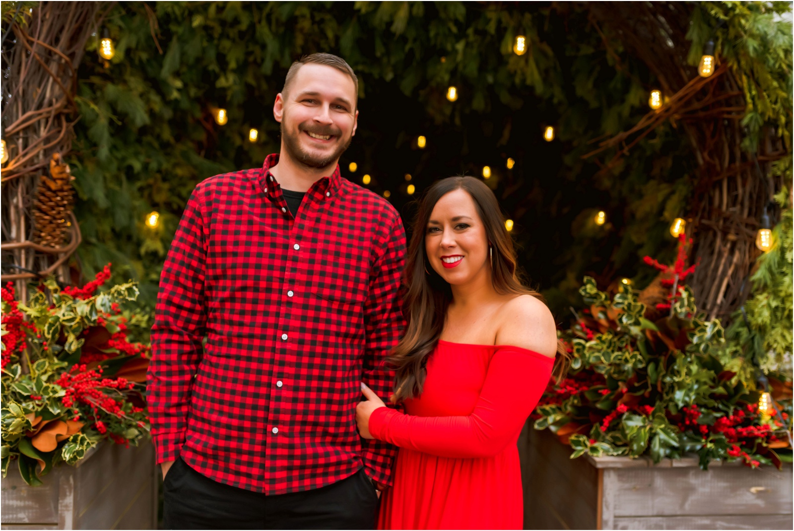 Erin Schmidt photography | Detroit holiday engagement session | Metro Detroit wedding photographer