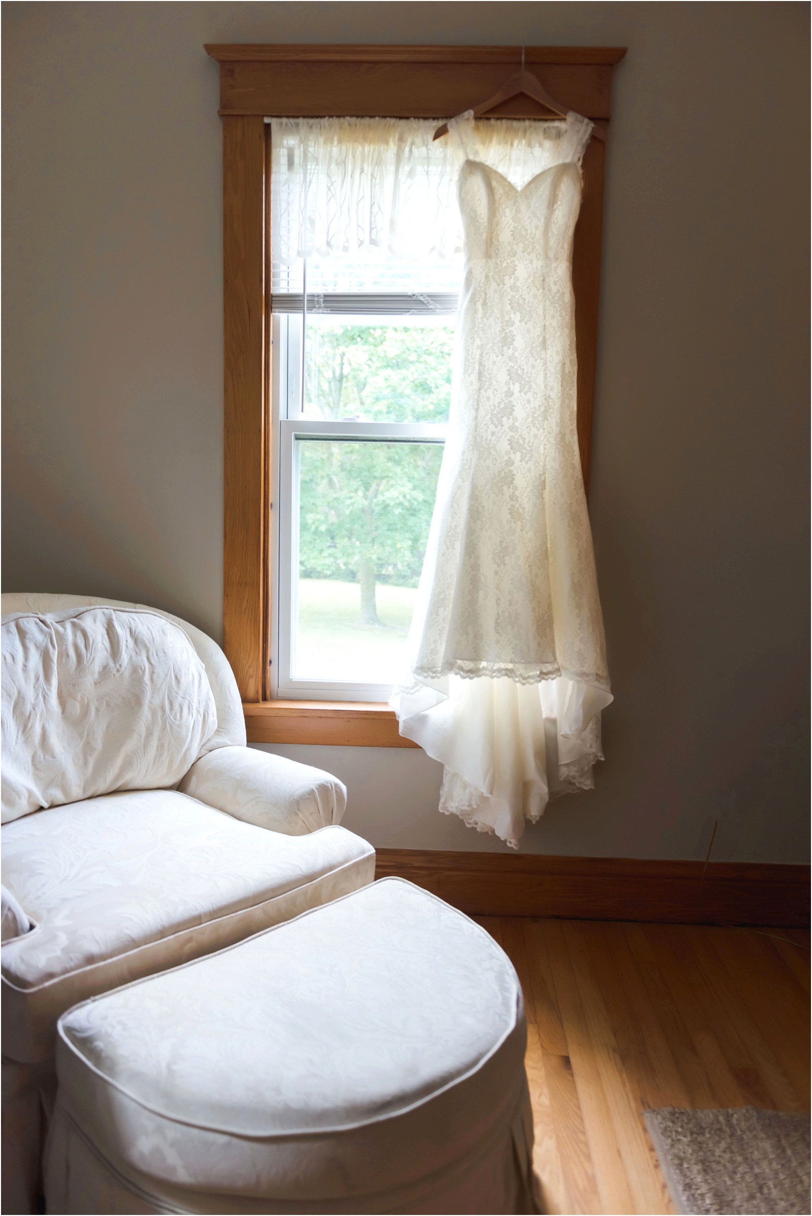 Michigan Wedding photographer | Weller's Carriage House wedding