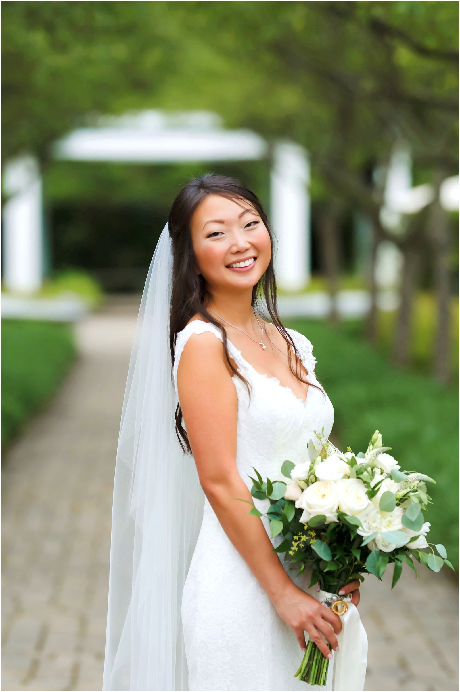 Michigan Wedding photographer | Weller's Carriage House wedding