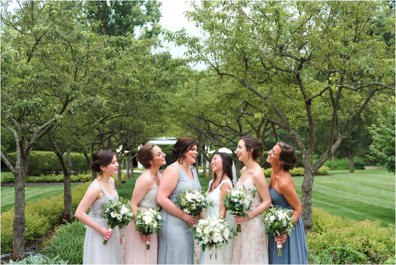 Michigan Wedding photographer | Weller's Carriage House wedding
