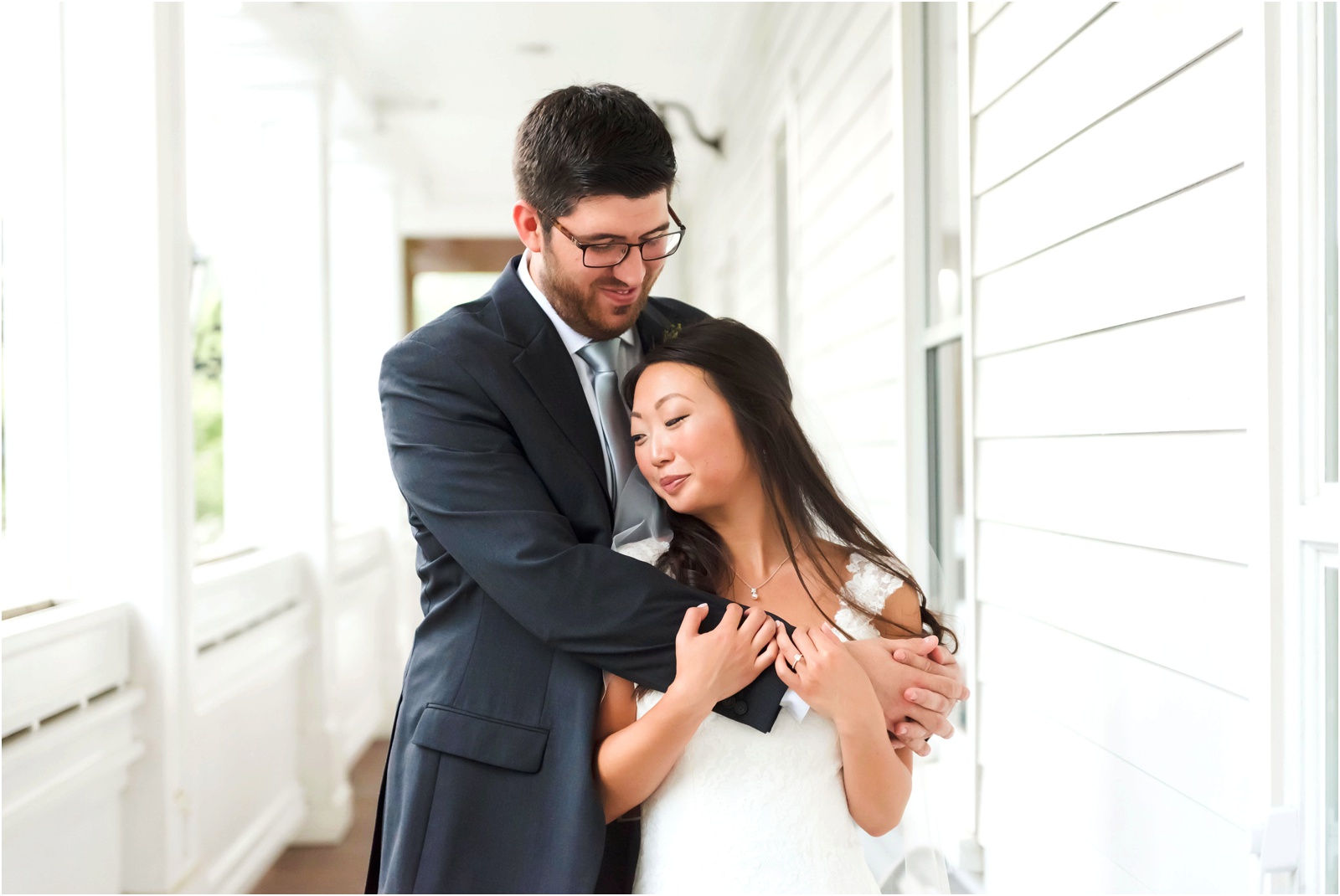 Michigan Wedding photographer | Weller's Carriage House wedding
