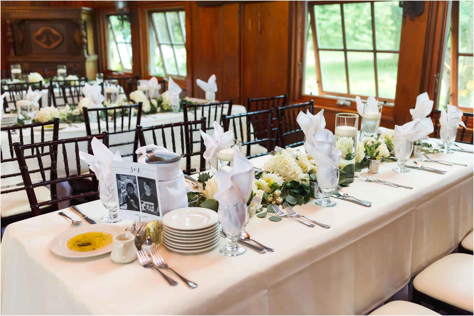Michigan Wedding photographer | Weller's Carriage House wedding