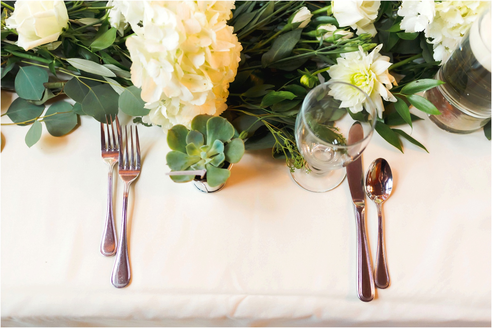 Michigan Wedding photographer | Weller's Carriage House wedding