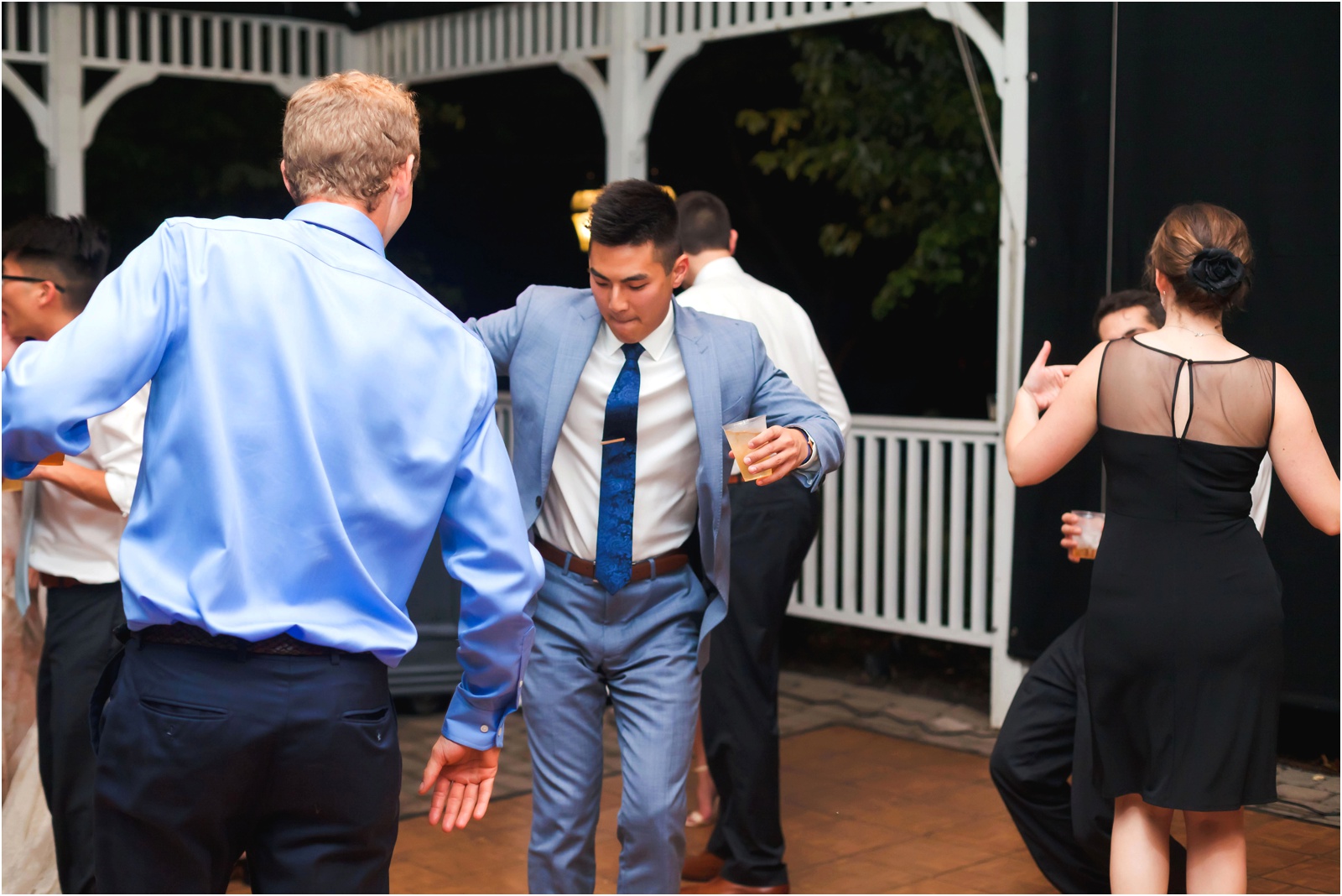 Michigan Wedding photographer | Weller's Carriage House wedding