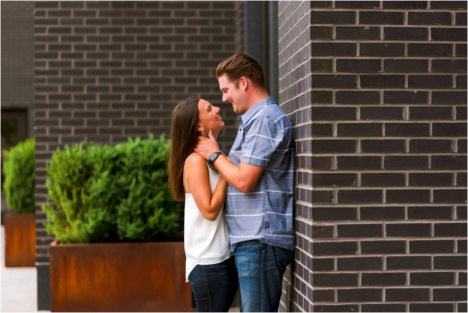Erin Schmidt Photography | spring in Detroit engagement session | Metro Detroit wedding photographer | Michigan wedding photography
