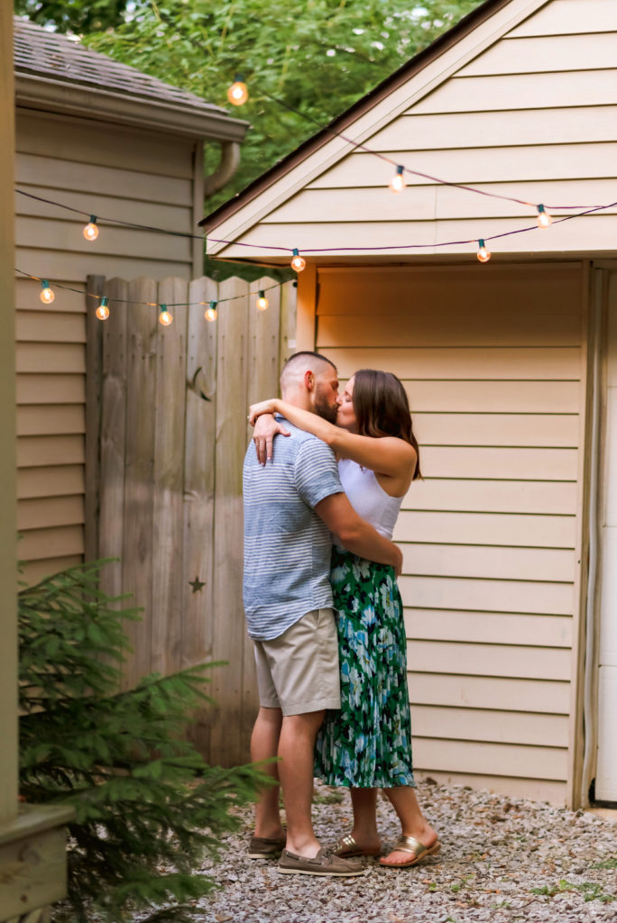 Ann Arbor summer love | Erin Schmidt Photography | Metro Detroit wedding photographer | Ann Arbor engagement photos