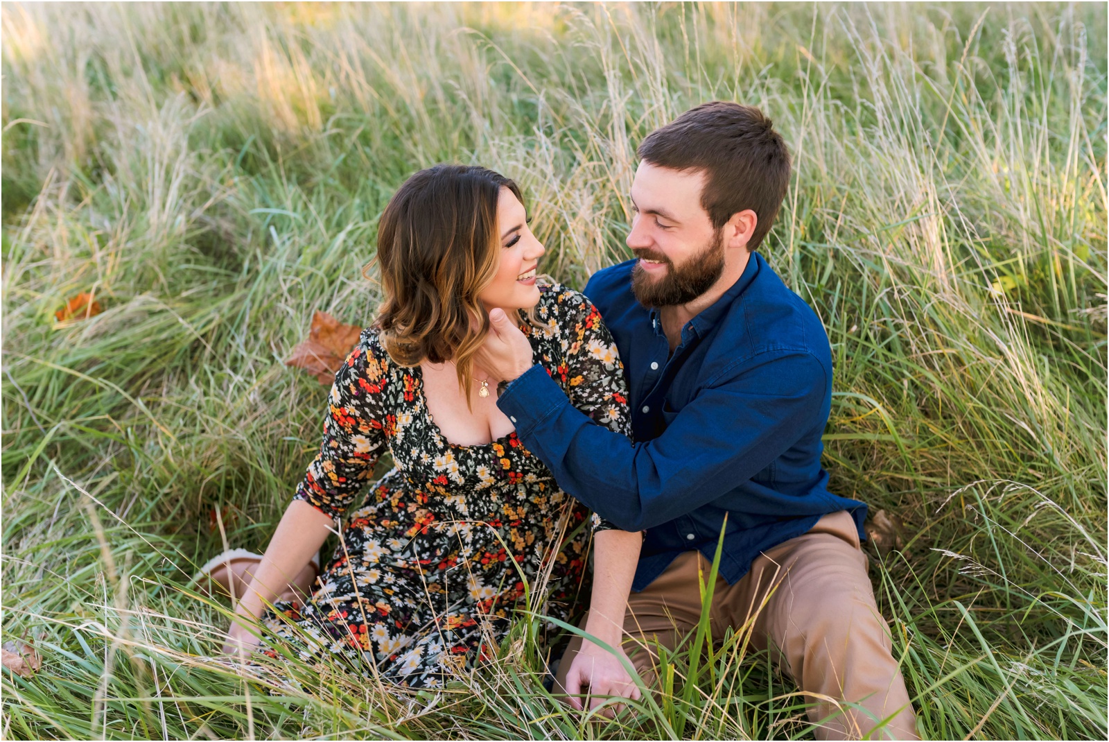Fall Michigan engagement session | Erin Schmidt Photography | Metro Detroit Wedding Photographer