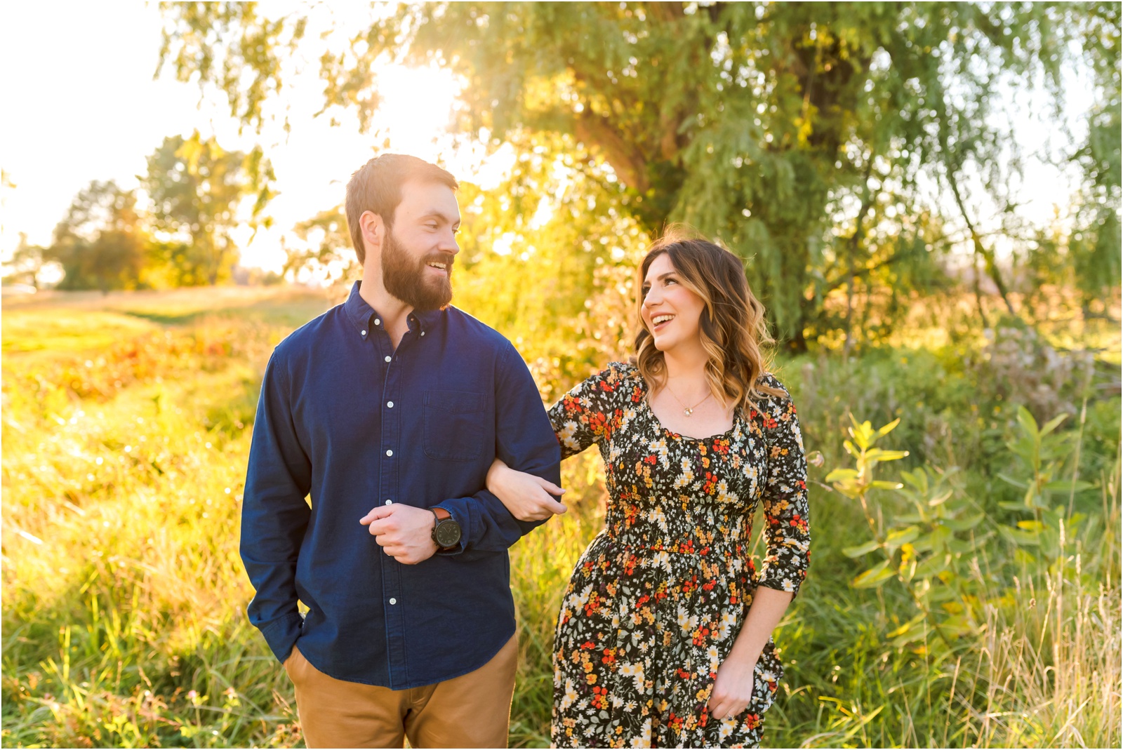 Fall Michigan engagement session | Erin Schmidt Photography | Metro Detroit Wedding Photographer