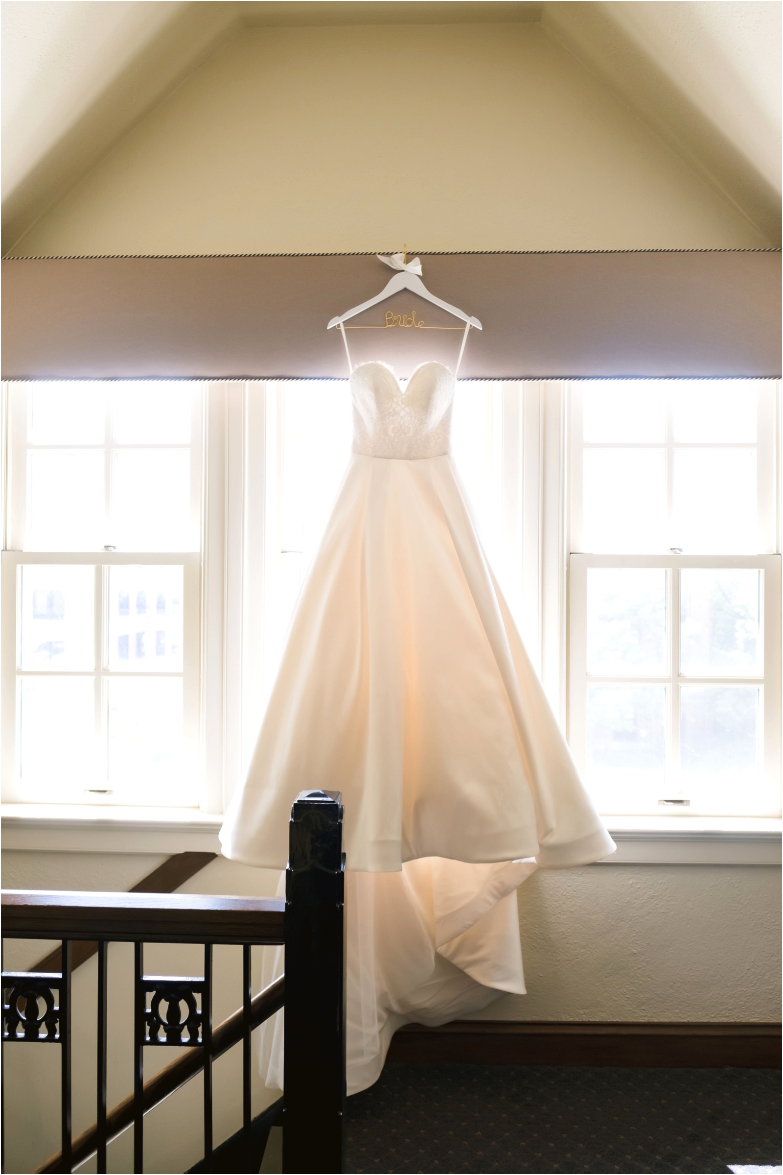 classic Michigan league wedding | Erin Schmidt Photography | Metro Detroit Wedding Photographer