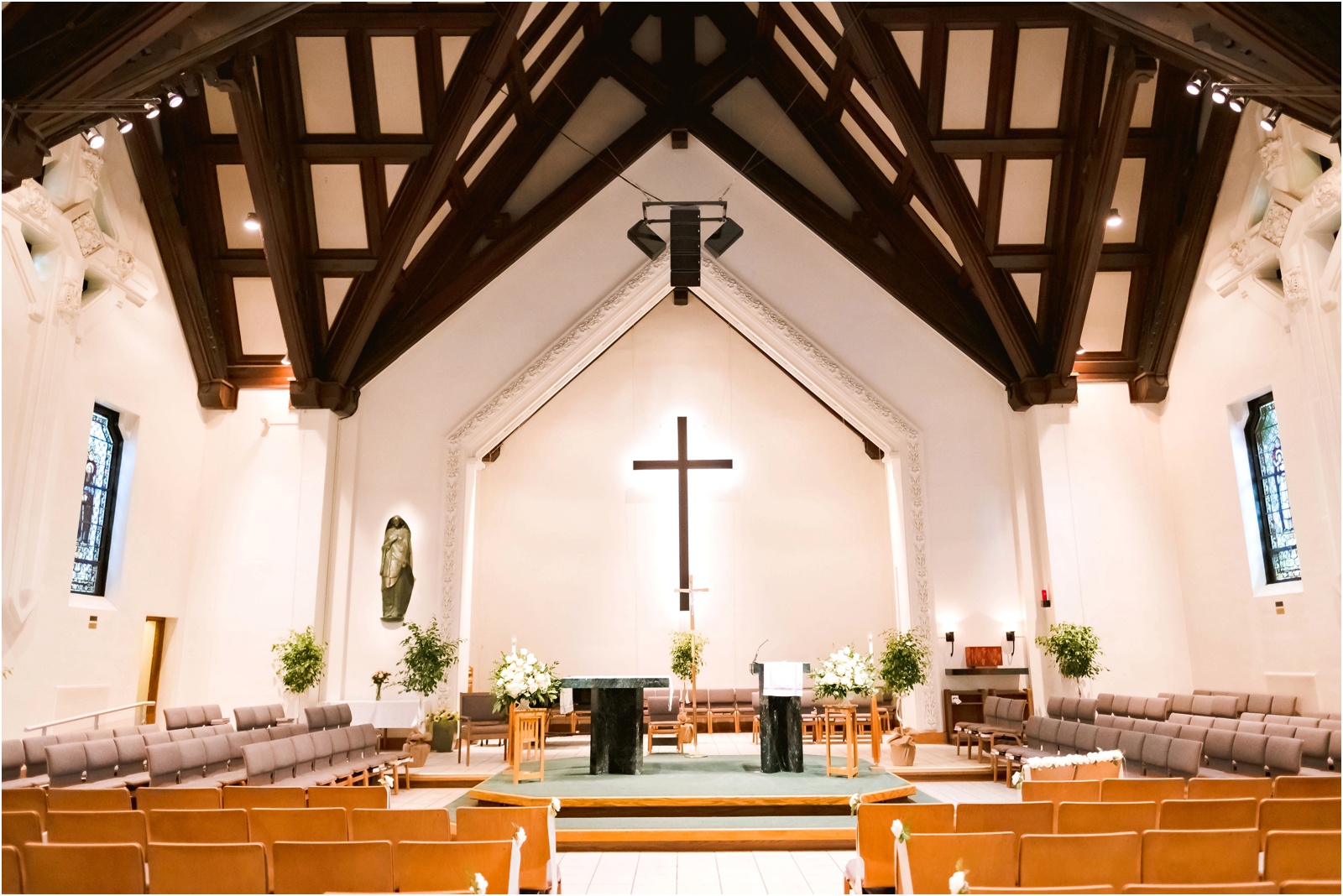 classic Michigan league wedding | Erin Schmidt Photography | Metro Detroit Wedding Photographer