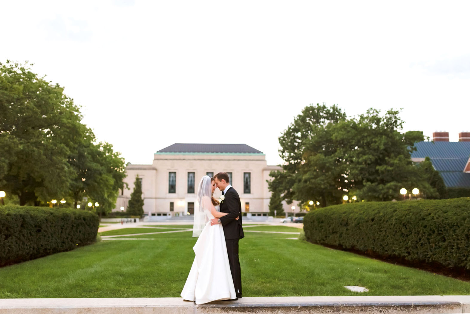 classic Michigan league wedding | Erin Schmidt Photography | Metro Detroit Wedding Photographer